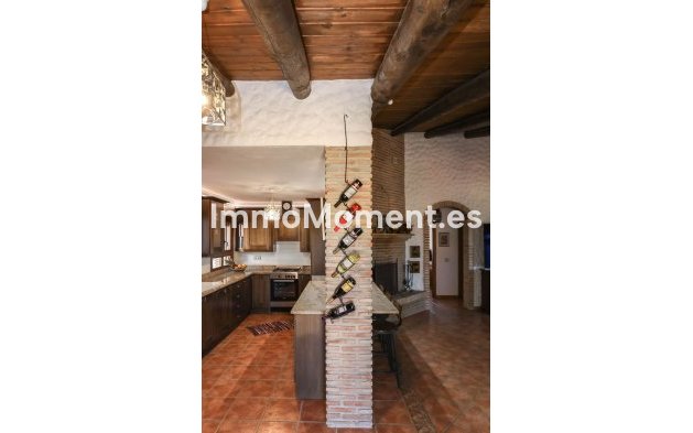 Revente - Villa individuelle - Intérieur                       - Alozaina
