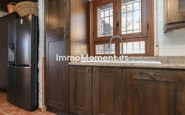 Revente - Villa individuelle - Intérieur                       - Alozaina