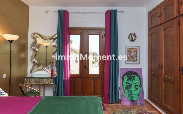 Revente - Villa individuelle - Intérieur                       - Alozaina