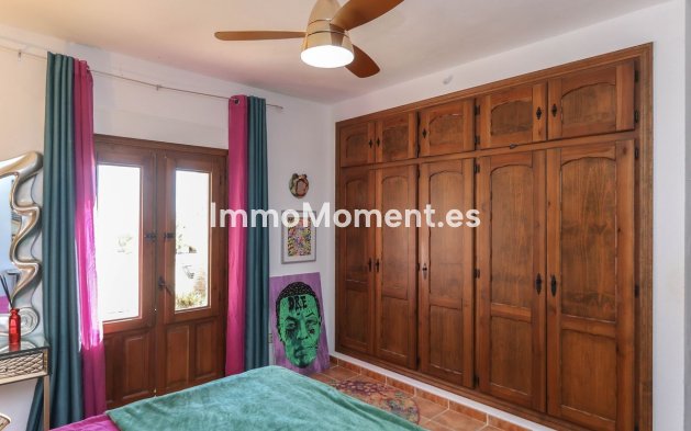 Revente - Villa individuelle - Intérieur                       - Alozaina