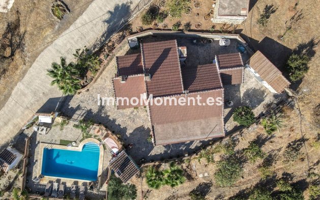 Wiederverkauf - Villa -   Inländisch - Guaro