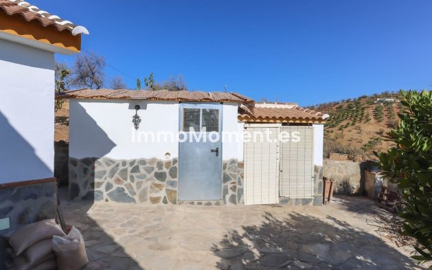 Wiederverkauf - Villa -   Inländisch - Guaro