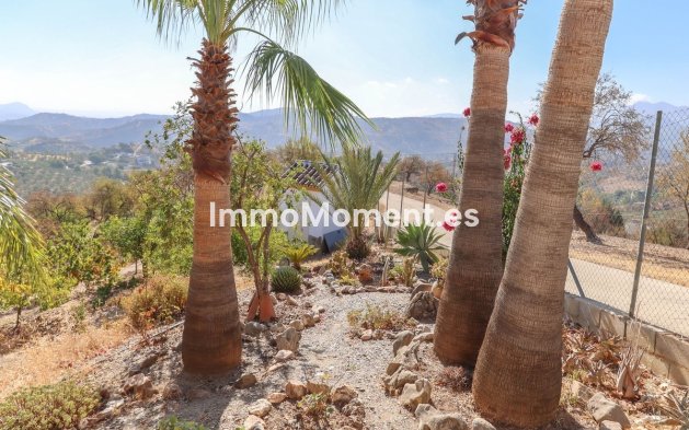 Wiederverkauf - Villa -   Inländisch - Guaro