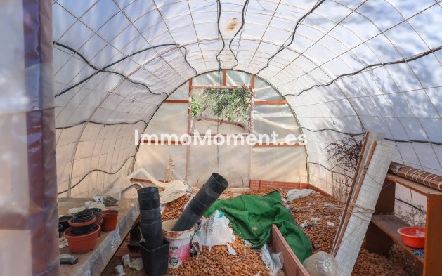 Wiederverkauf - Villa -   Inländisch - Guaro