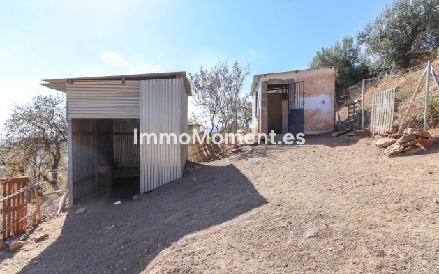 Wiederverkauf - Villa -   Inländisch - Guaro