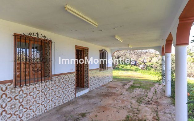 Wiederverkauf - Landhaus -   Inländisch - Guaro