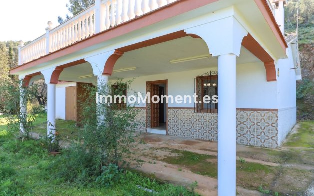 Wiederverkauf - Landhaus -   Inländisch - Guaro