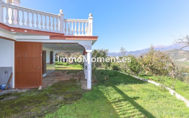 Wiederverkauf - Landhaus -   Inländisch - Guaro