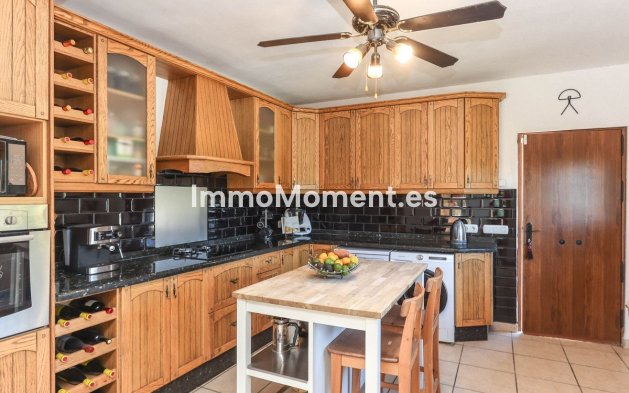 Revente - Villa individuelle - Intérieur                       - Alozaina