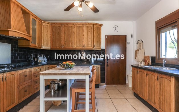 Revente - Villa individuelle - Intérieur                       - Alozaina