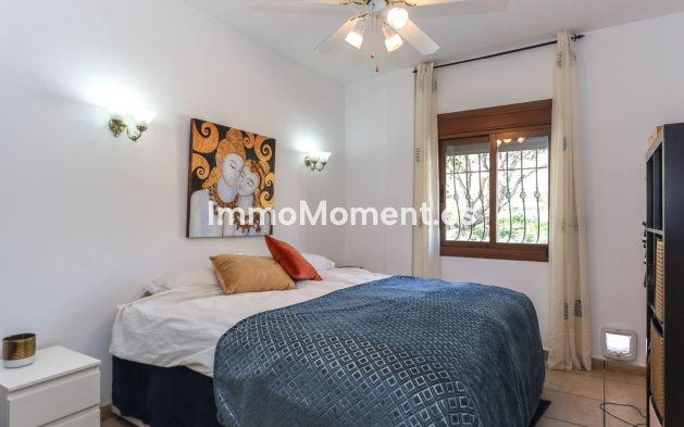 Revente - Villa individuelle - Intérieur                       - Alozaina