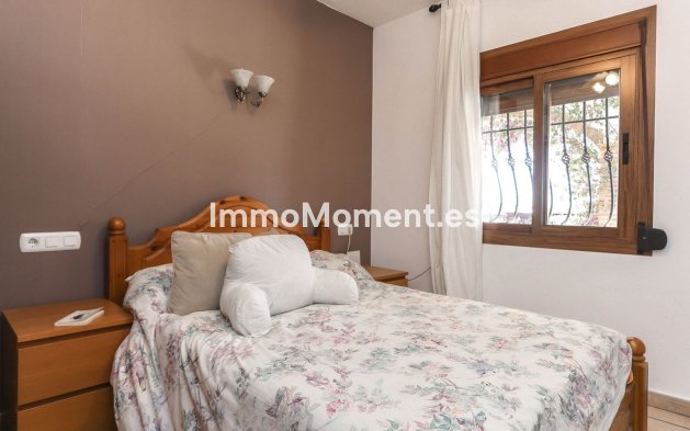 Revente - Villa individuelle - Intérieur                       - Alozaina