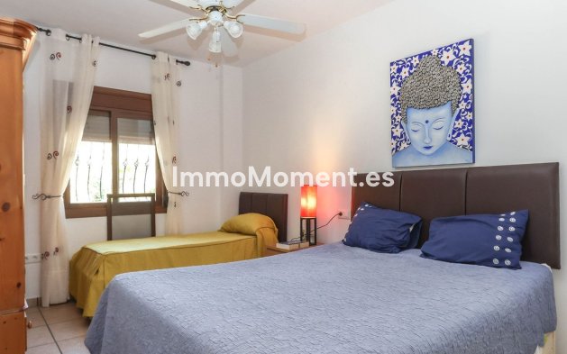 Revente - Villa individuelle - Intérieur                       - Alozaina