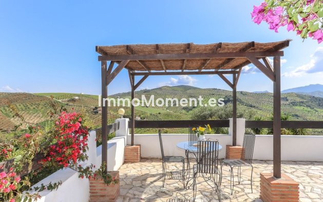 Revente - Villa individuelle - Intérieur                       - Alozaina