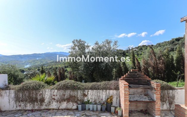 Revente - Villa individuelle - Intérieur                       - Alozaina