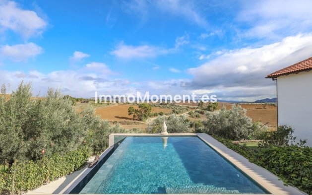 Revente - Villa - Intérieur                       - Coín