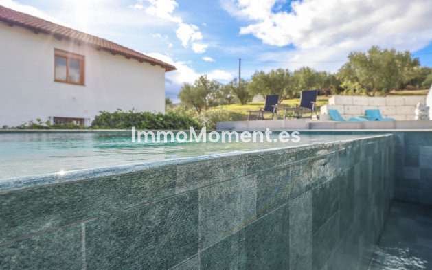 Revente - Villa - Intérieur                       - Coín