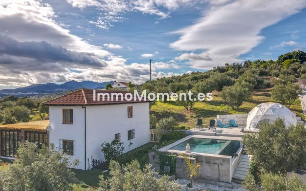 Revente - Villa - Intérieur                       - Coín