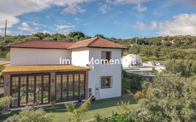 Revente - Villa - Intérieur                       - Coín