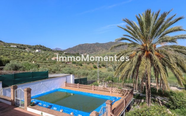 Reventa - Casa de campo - Interior  - Alora