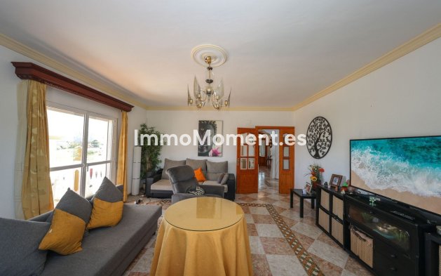 Reventa - Casa de campo - Interior  - Alora
