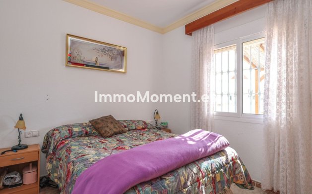 Reventa - Casa de campo - Interior  - Alora