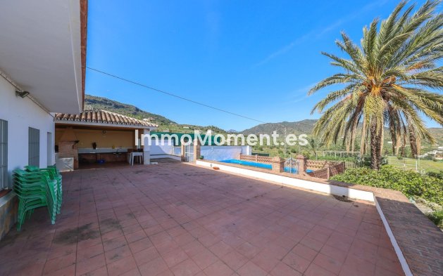 Reventa - Casa de campo - Interior  - Alora