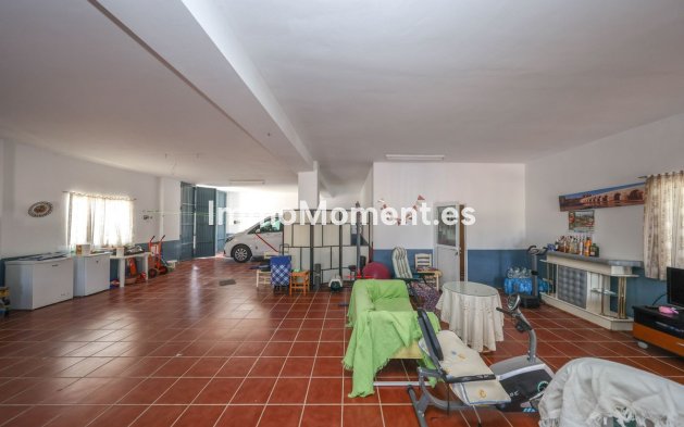 Reventa - Casa de campo - Interior  - Alora