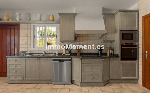 Revente - Villa - Marbella - Elviria