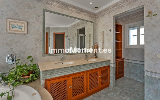 Revente - Villa - Marbella - Elviria