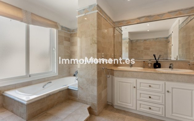 Reventa - Apartamento - Marbella - Elviria