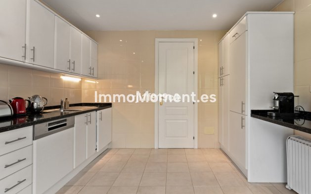 Reventa - Apartamento - Marbella - Elviria