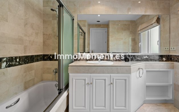 Reventa - Apartamento - Marbella - Elviria