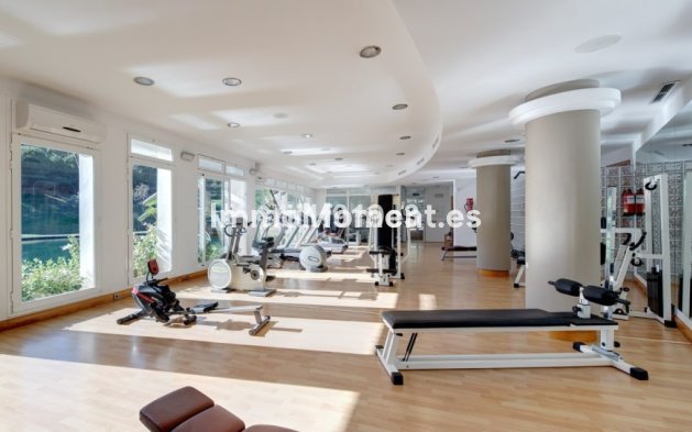 Reventa - Apartamento - Marbella - Elviria