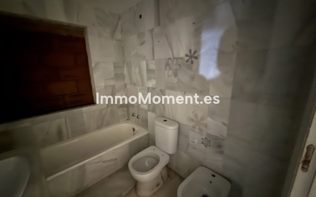 Wiederverkauf - Villa - Estepona  - Estepona Centro