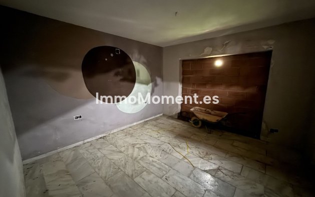 Wiederverkauf - Villa - Estepona  - Estepona Centro