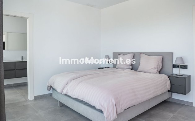 Revente - Villa - Estepona  - Estepona Centro