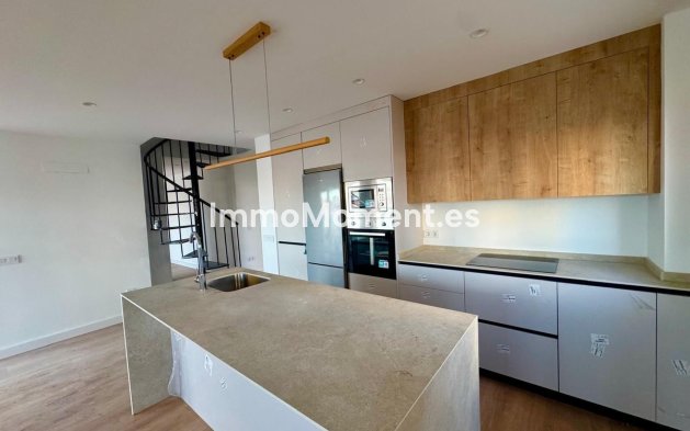 Resale - Apartment - Torremolinos