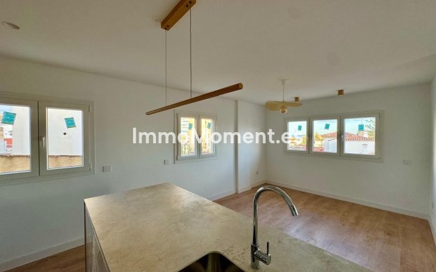 Resale - Apartment - Torremolinos