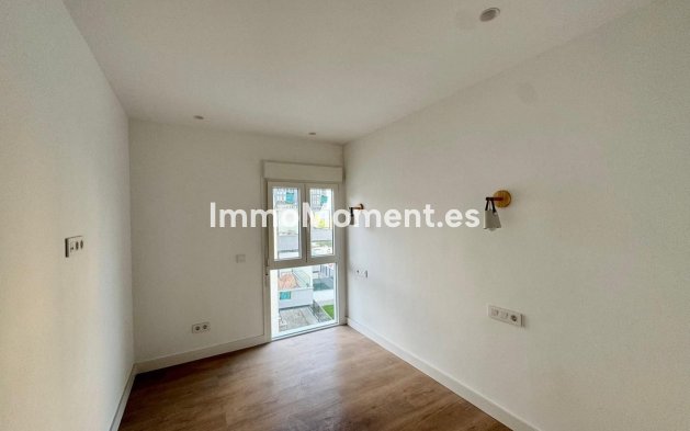 Resale - Apartment - Torremolinos