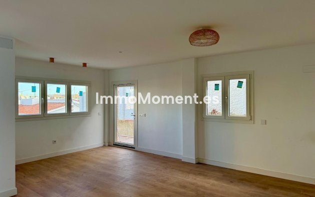 Resale - Apartment - Torremolinos