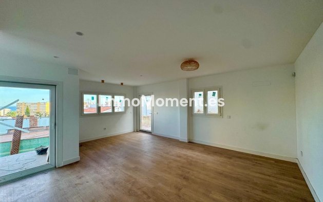 Resale - Apartment - Torremolinos