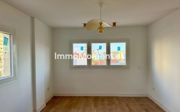 Resale - Apartment - Torremolinos