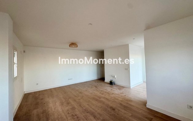 Resale - Apartment - Torremolinos