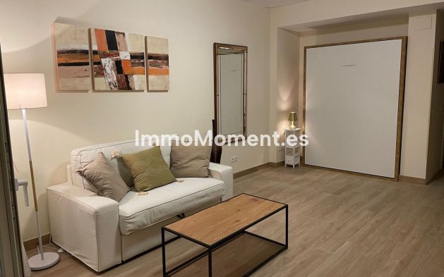 Resale - Apartment - Torremolinos
