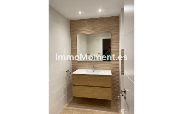 Resale - Apartment - Torremolinos
