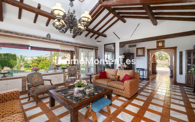 Wiederverkauf - Villa - Benalmadena - Benalmadena Centro