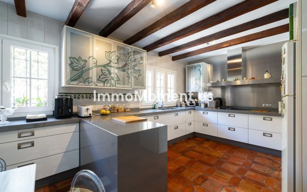 Wiederverkauf - Villa - Benalmadena - Benalmadena Centro