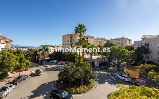 Resale - Apartment - Estepona - Estepona Centro