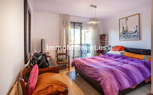 Resale - Apartment - Estepona - Estepona Centro